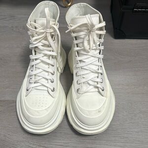 Alexander McQueen Tread Slick High Top Sneaker